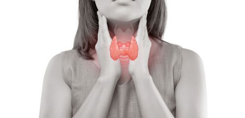 Mengambil Obat Pengganti Tiroid Kekurangan aktivitas hormon